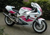 1993 Yamaha YZF 750 R photo